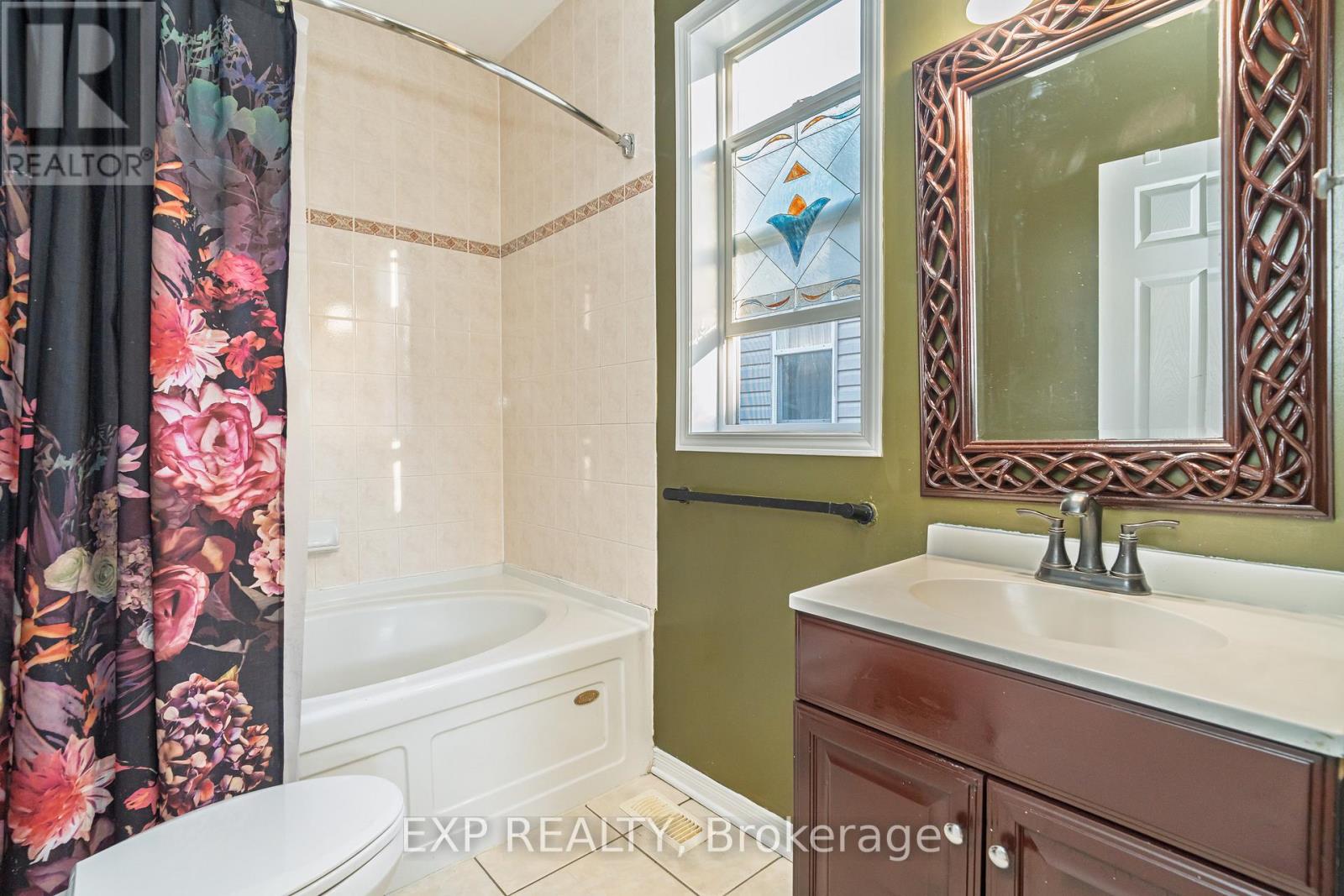 Photo 16 of 1567 Rumford Drive, Ottawa ON
