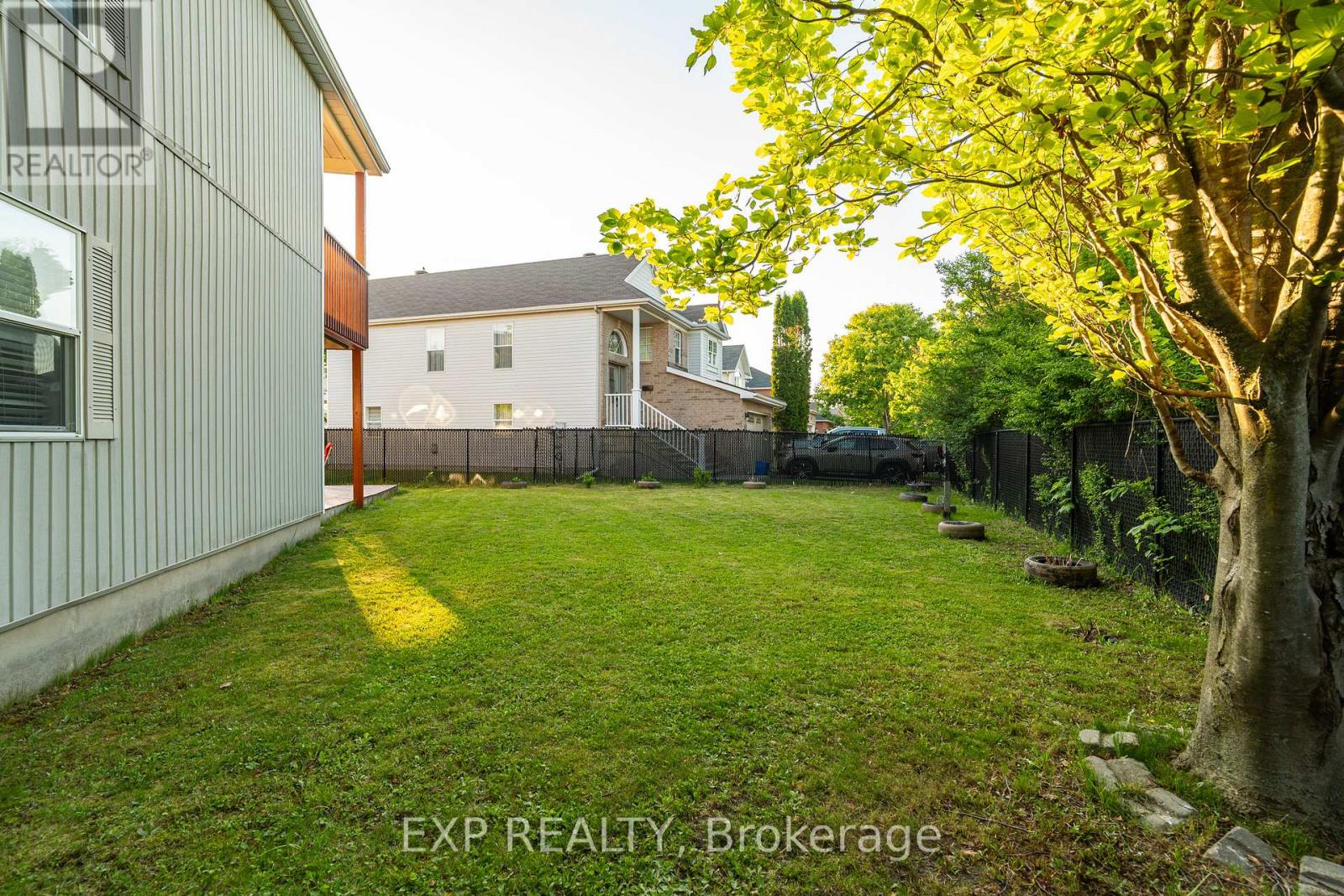 Photo 28 of 1567 Rumford Drive, Ottawa ON