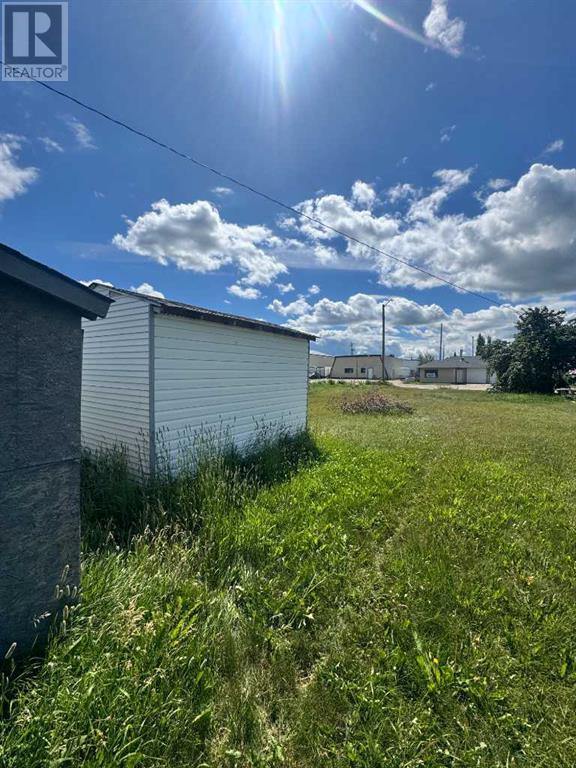 Photo 5 of 5119 Second Street, Boyle AB