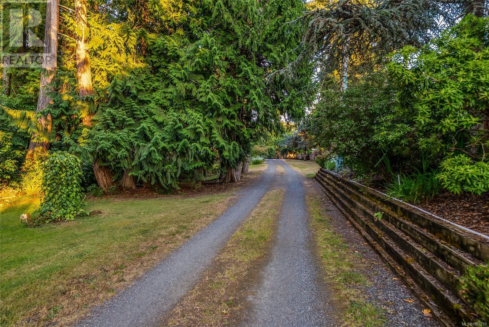 Photo 15 of 1545 Dorcas Point Rd, Nanoose Bay BC