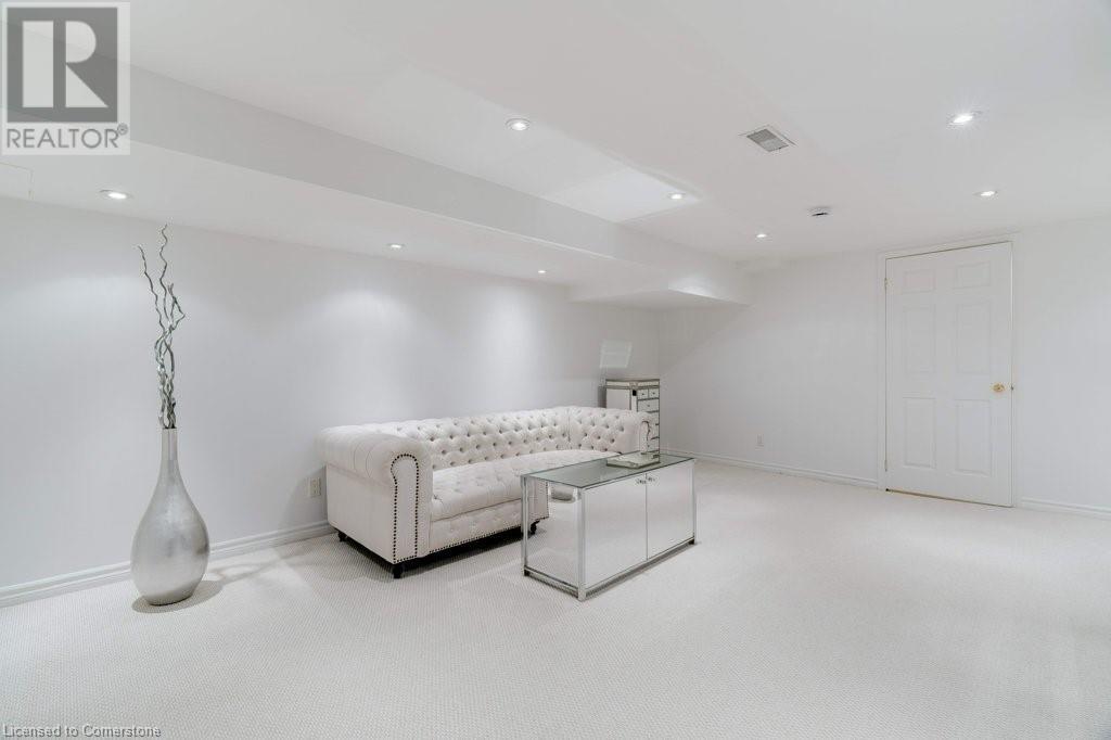 Photo 37 of 1280 Maple Crossing Boulevard Unit 11, Burlington ON
