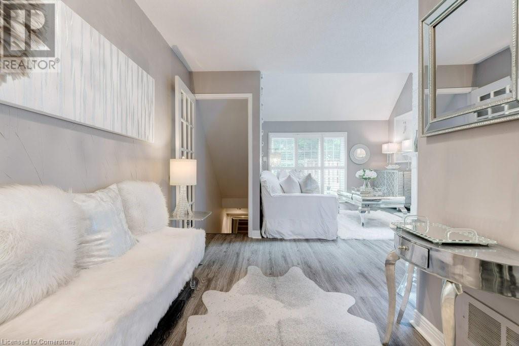 Photo 7 of 1280 Maple Crossing Boulevard Unit 11, Burlington ON