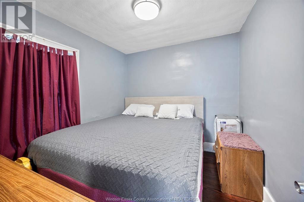Photo 6 of 110 Erie Street South, Leamington ON