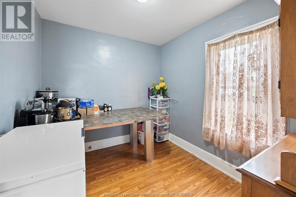 Photo 16 of 110 Erie Street South, Leamington ON