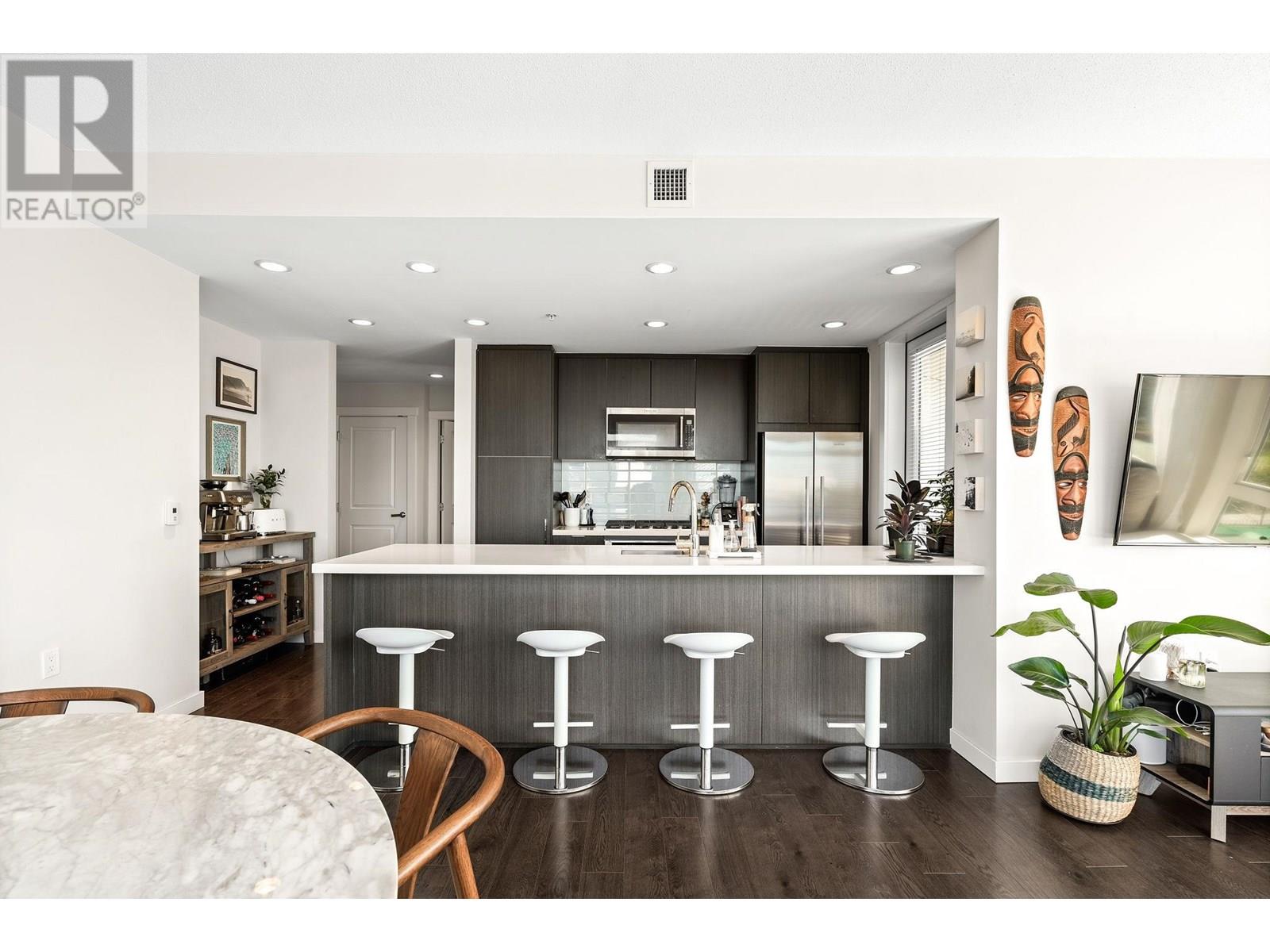 Photo 10 of 306 277 W 1st Street, North Vancouver BC