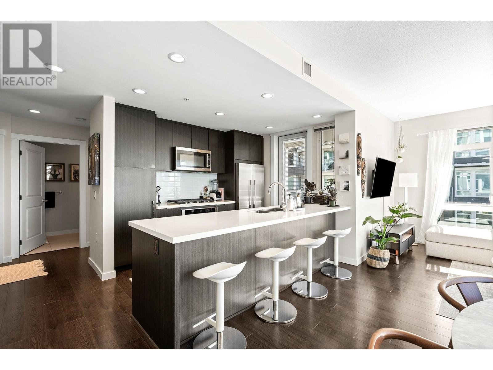 Photo 21 of 306 277 W 1st Street, North Vancouver BC