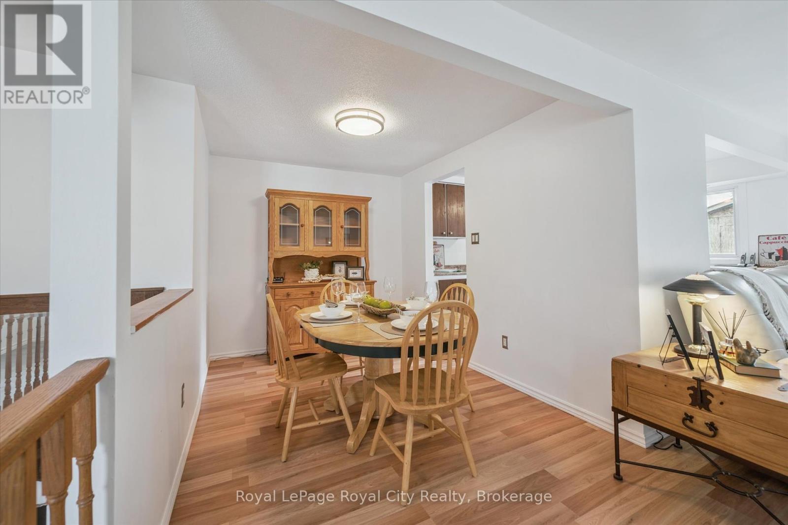 Photo 26 of 289 Strathallan Street, Centre Wellington ON