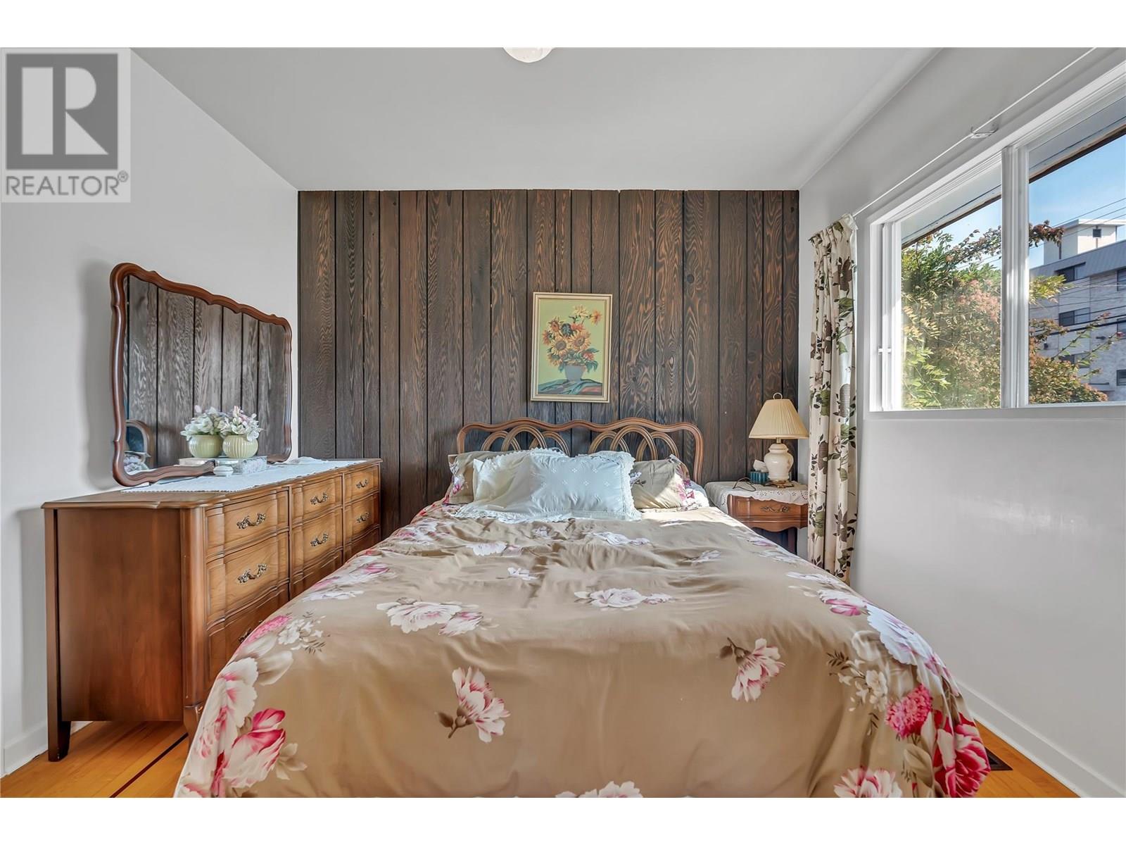  1049 Government Street, Penticton