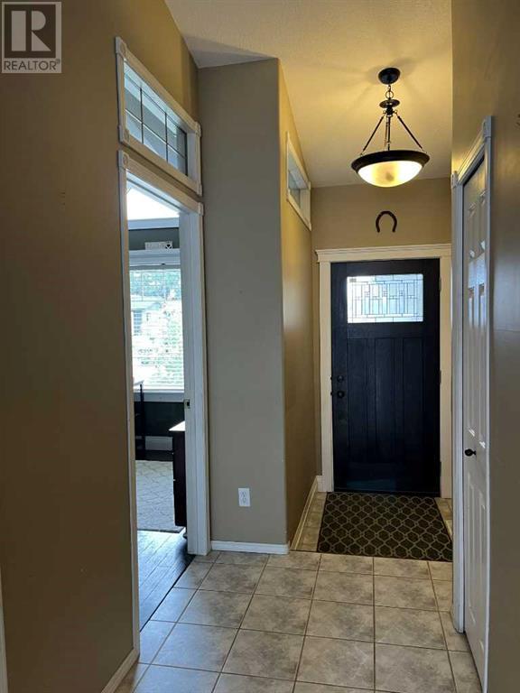 Photo 2 of 3930 Harmony Place, Taber AB