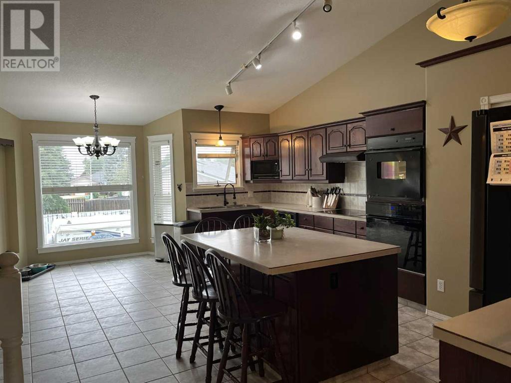 Photo 6 of 3930 Harmony Place, Taber AB