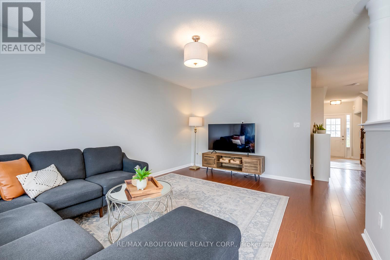 Photo 26 of 2457 Springforest Drive, Oakville ON
