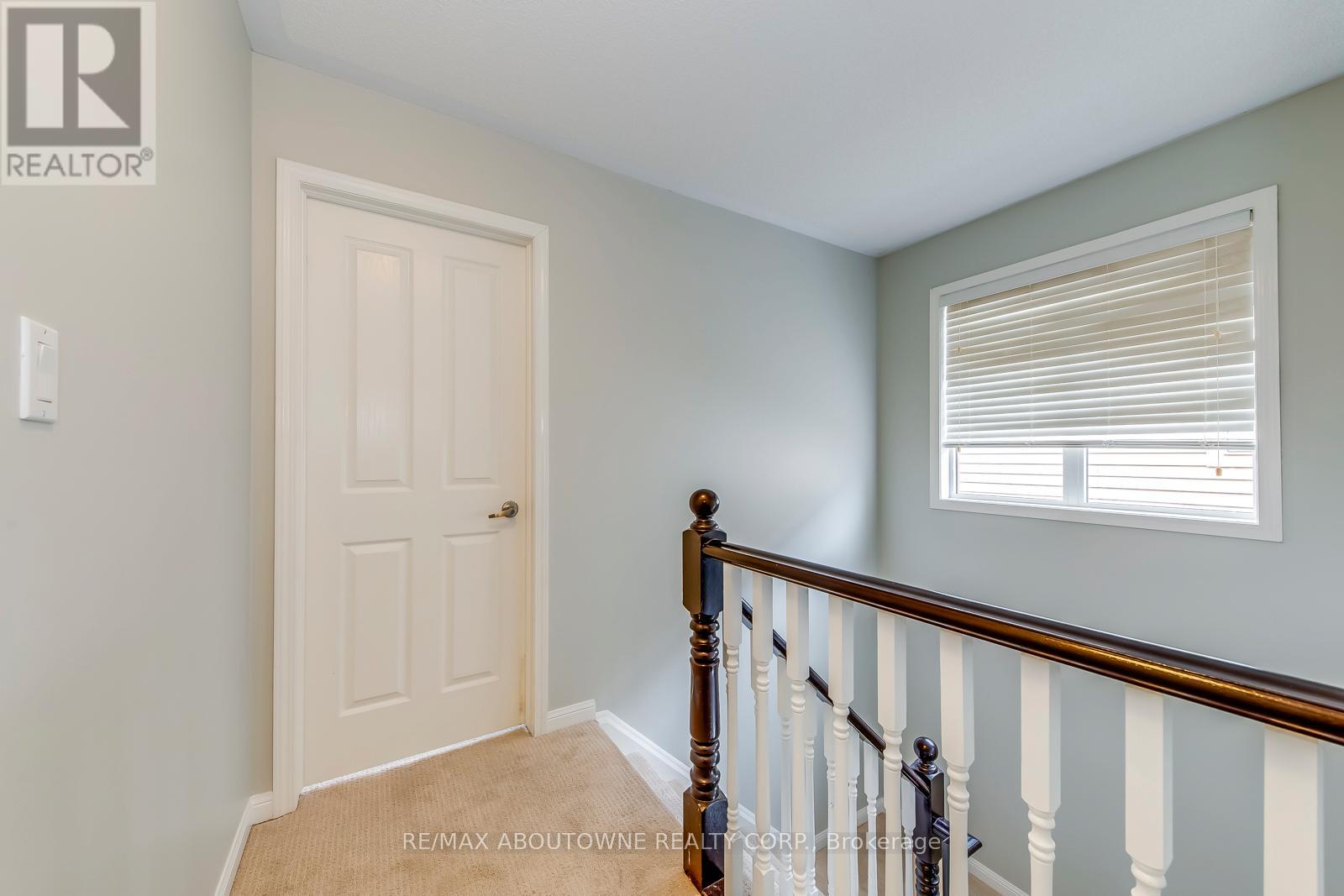 Photo 36 of 2457 Springforest Drive, Oakville ON