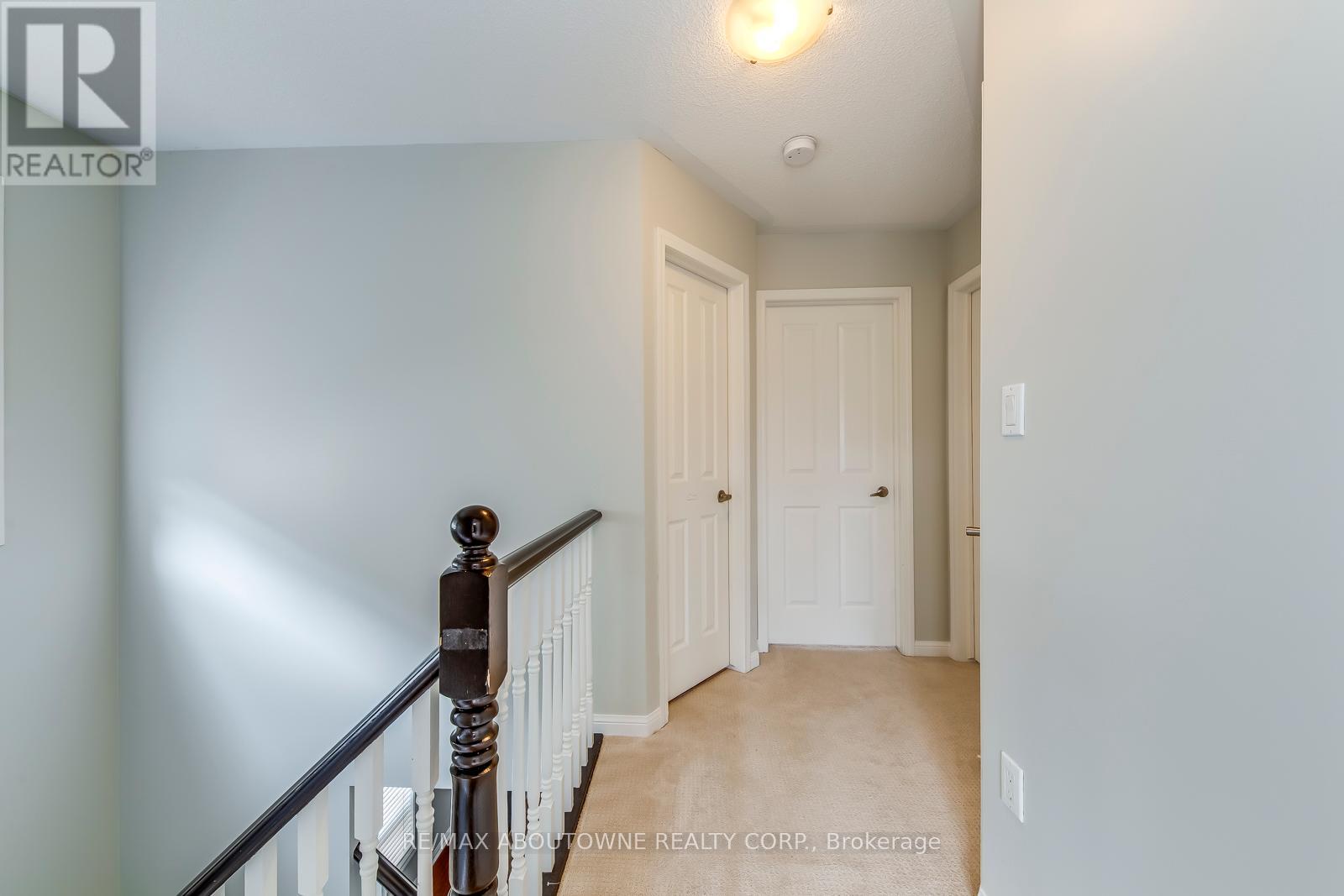 Photo 4 of 2457 Springforest Drive, Oakville ON