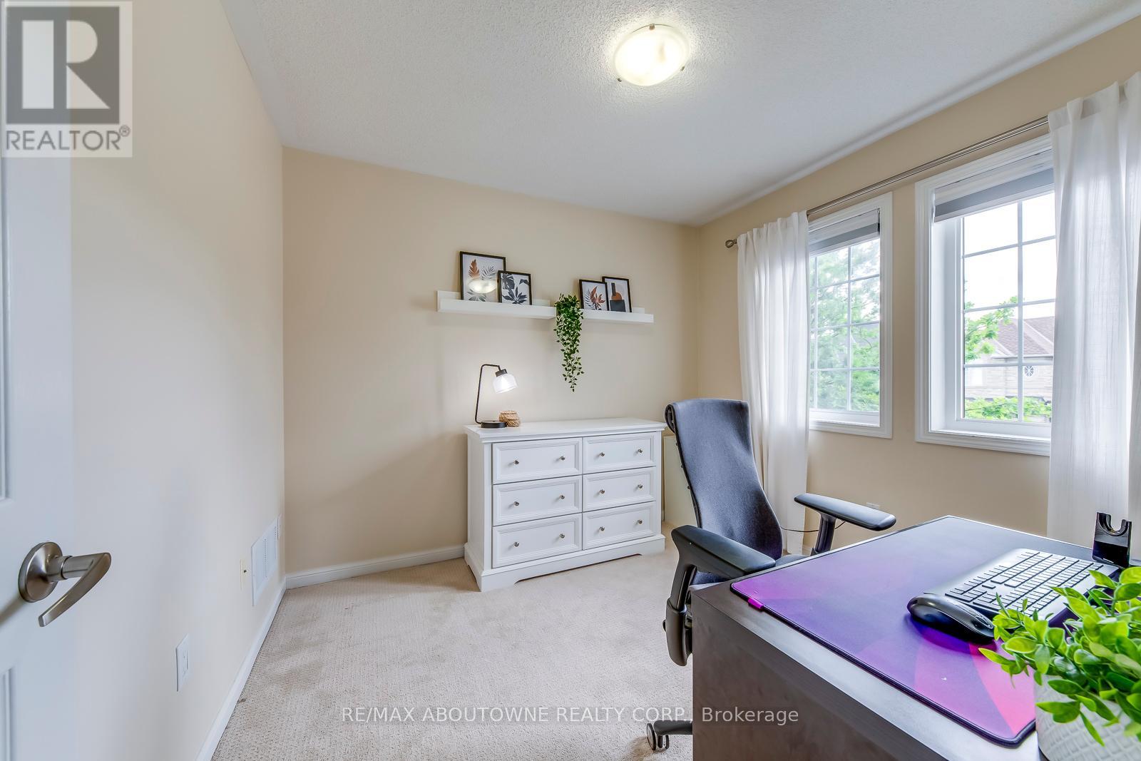 Photo 40 of 2457 Springforest Drive, Oakville ON