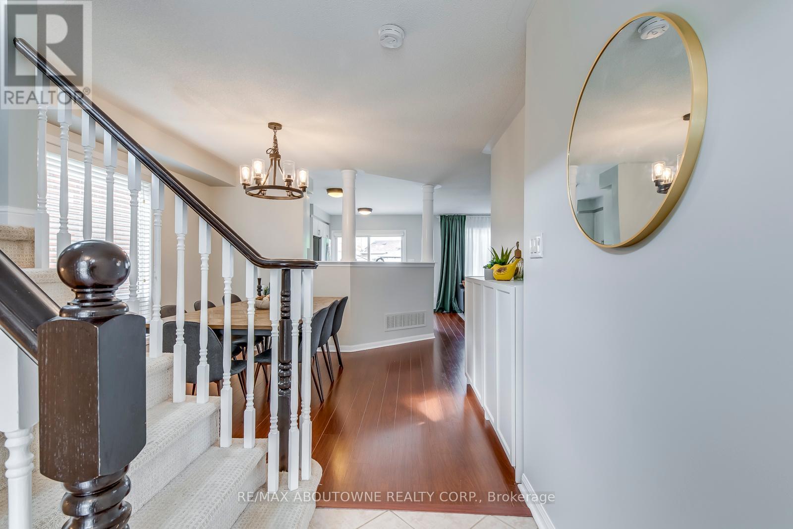 Photo 42 of 2457 Springforest Drive, Oakville ON
