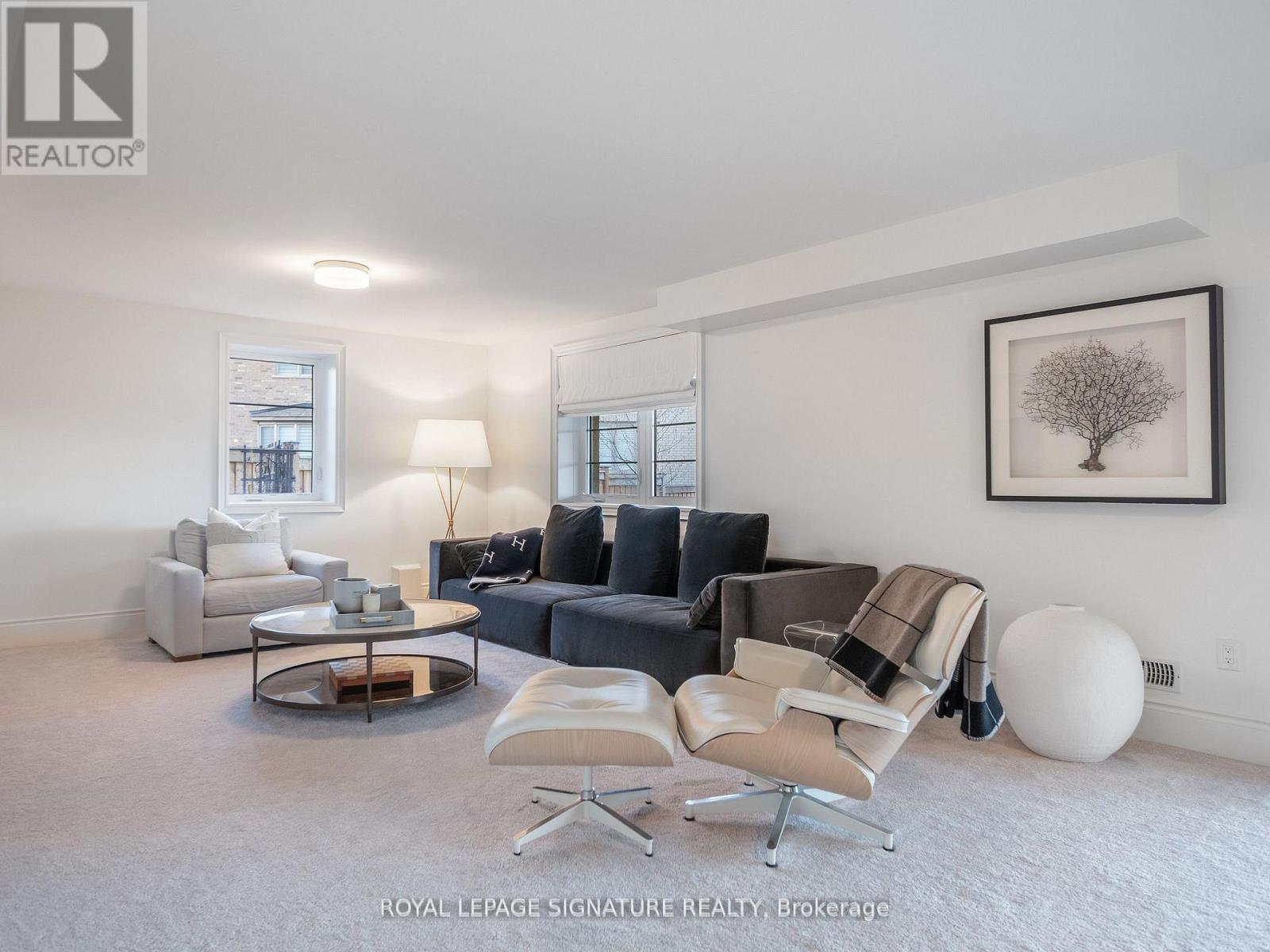 Photo 11 of 1335 Britton Crescent, Milton ON