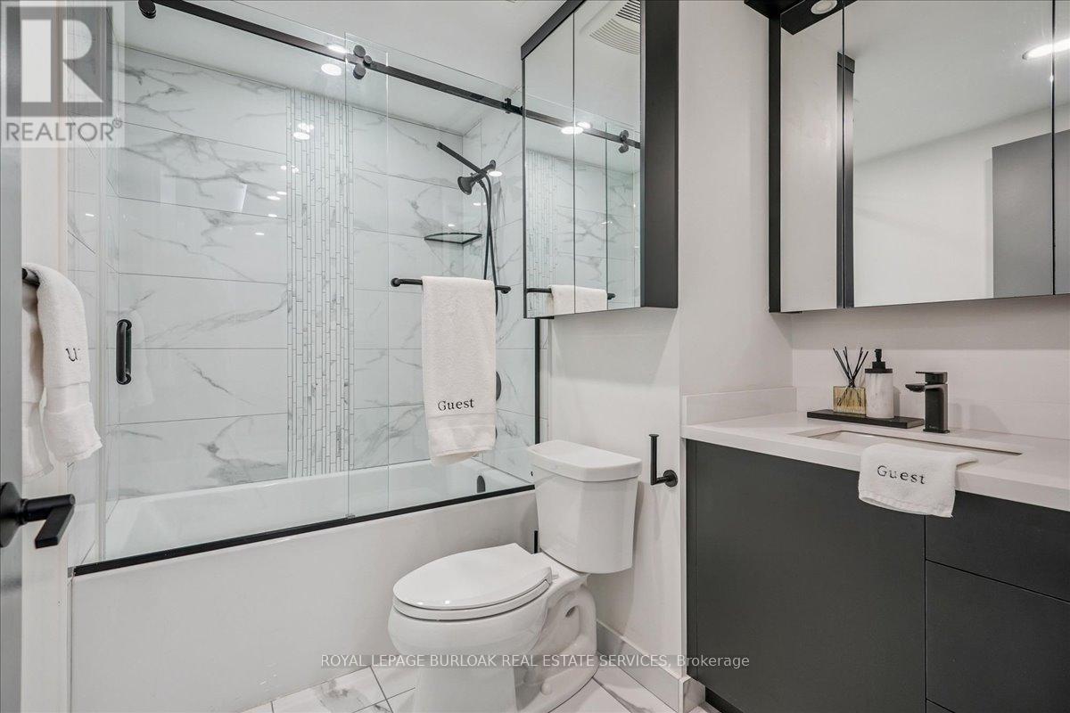 Photo 21 of 806 550 North Service Road, Grimsby ON