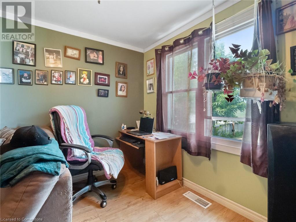 Photo 12 of 567 Killaly St Street E, Port Colborne ON