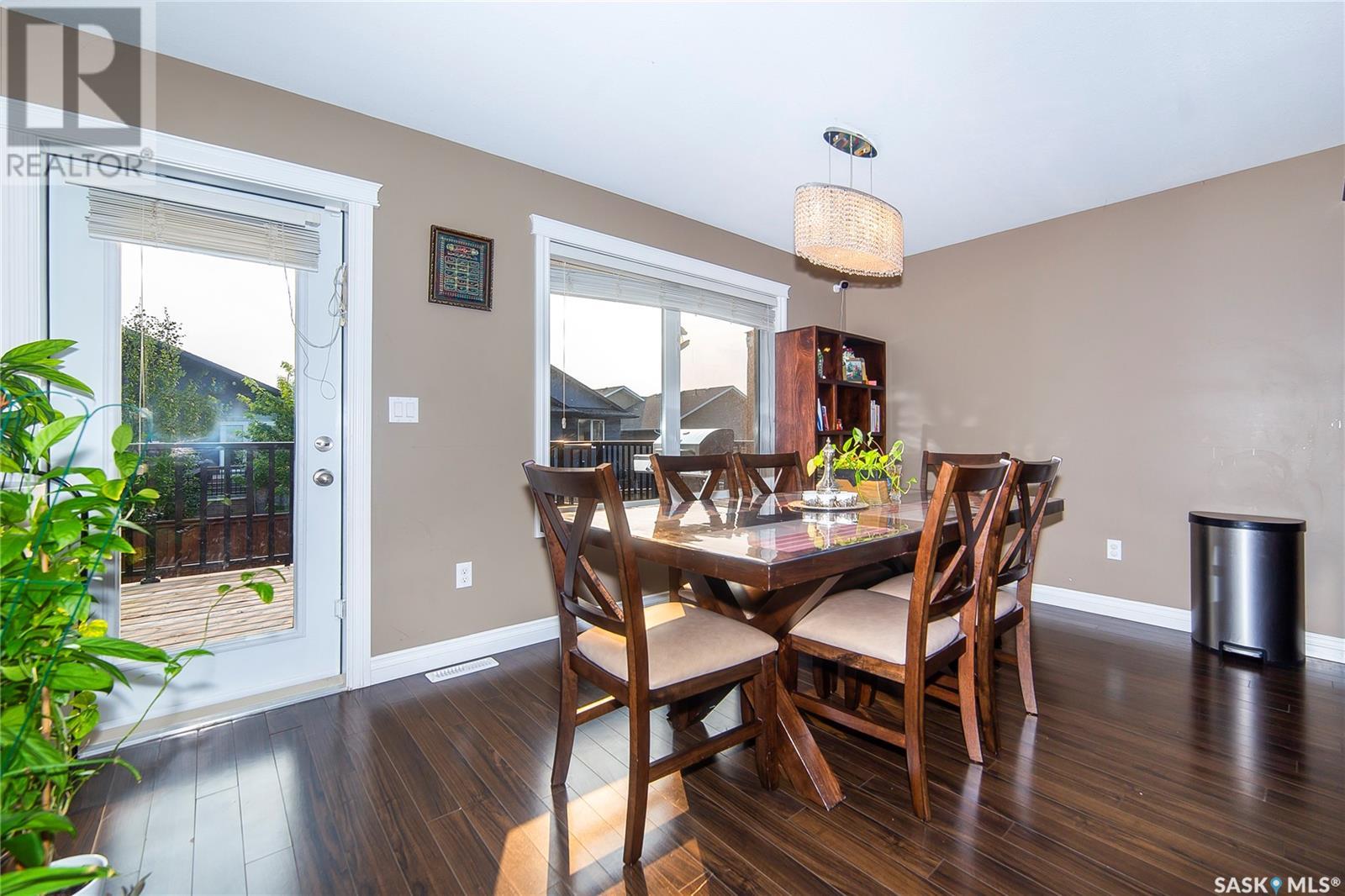 Single Family House Bi-level for Sale in  Zary ROAD Saskatoon 