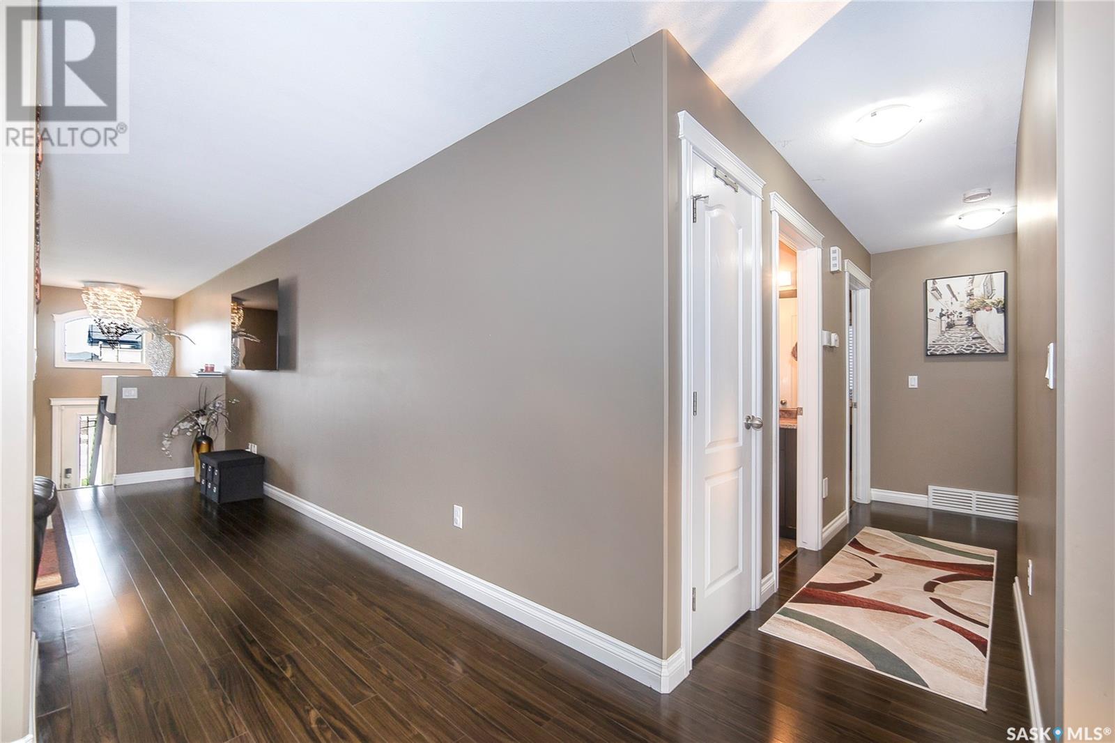 Single Family House Bi-level for Sale in  Zary ROAD Saskatoon 