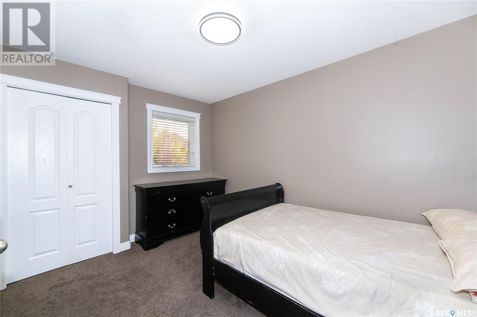 Single Family House Bi-level for Sale in  Zary ROAD Saskatoon 