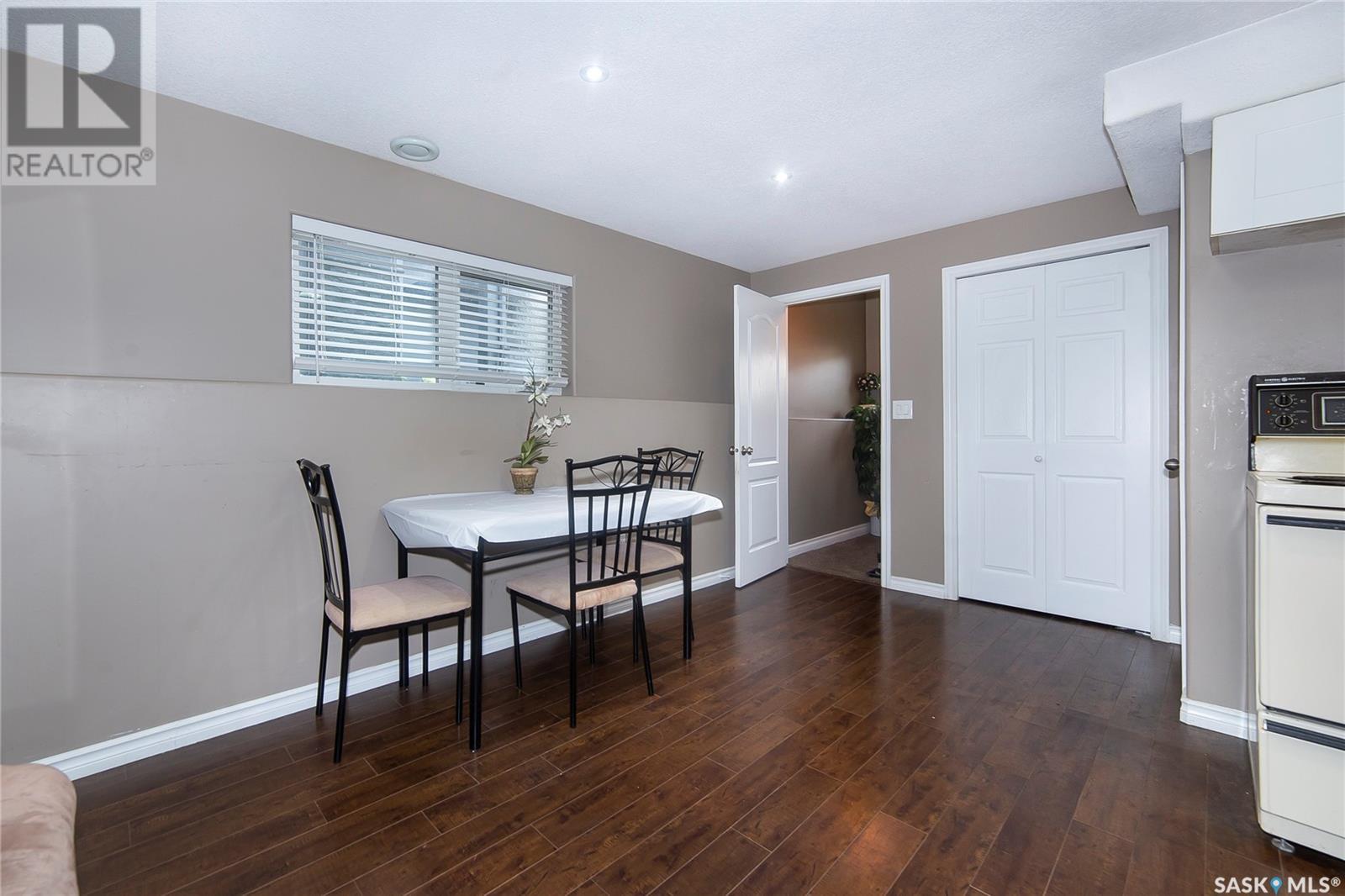 Single Family House Bi-level for Sale in  Zary ROAD Saskatoon 