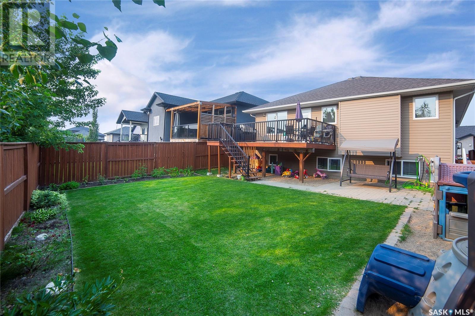 Single Family House Bi-level for Sale in  Zary ROAD Saskatoon 