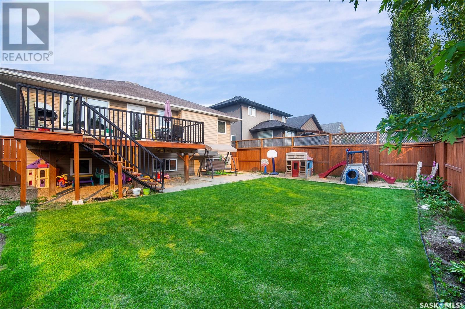 Single Family House Bi-level for Sale in  Zary ROAD Saskatoon 