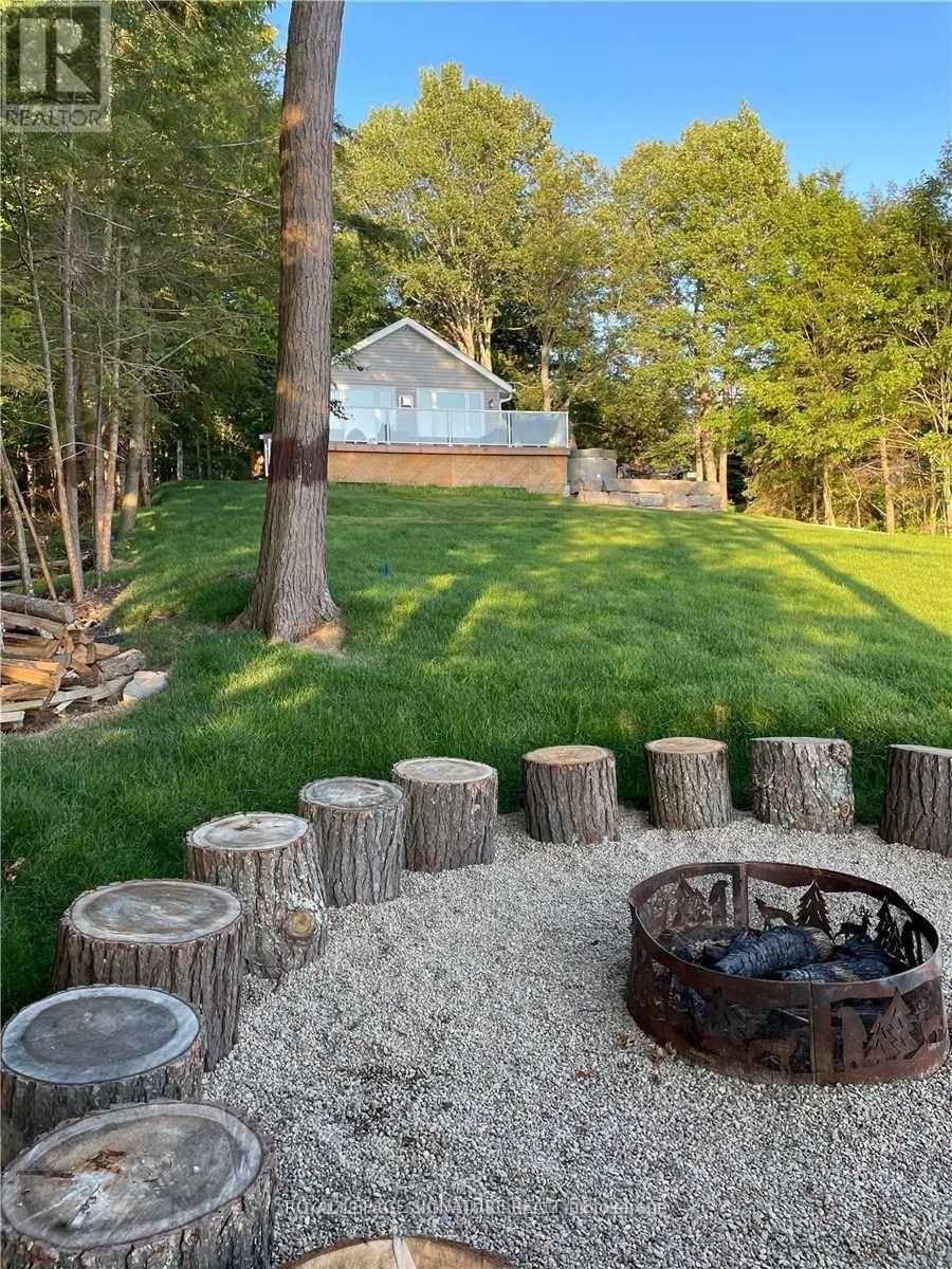 Photo 16 of 1051 Norley Drive, Algonquin Highlands ON