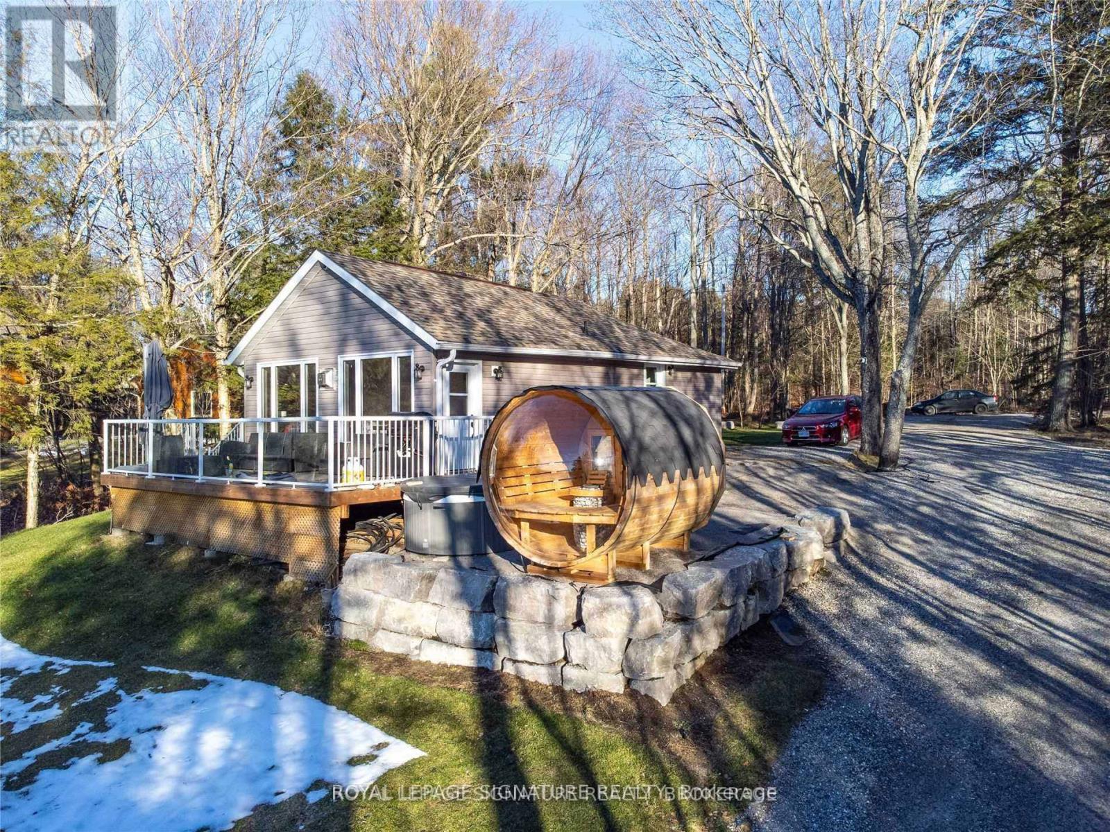 Photo 3 of 1051 Norley Drive, Algonquin Highlands ON