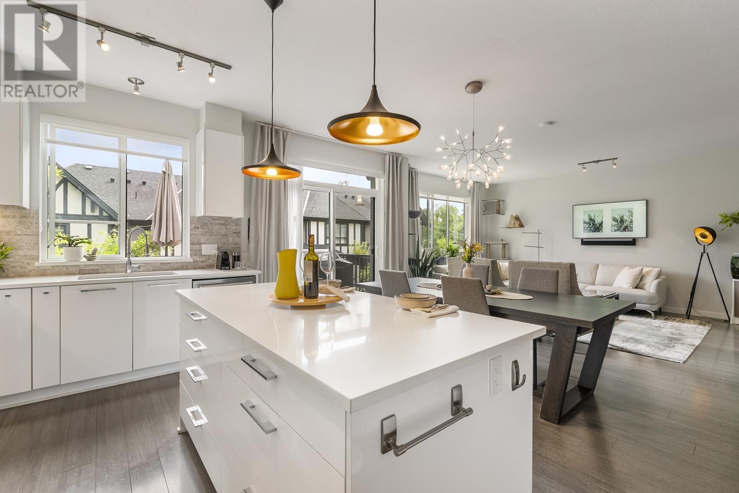 Photo 8 of 153 3500 Burke Village Promenade, Coquitlam BC
