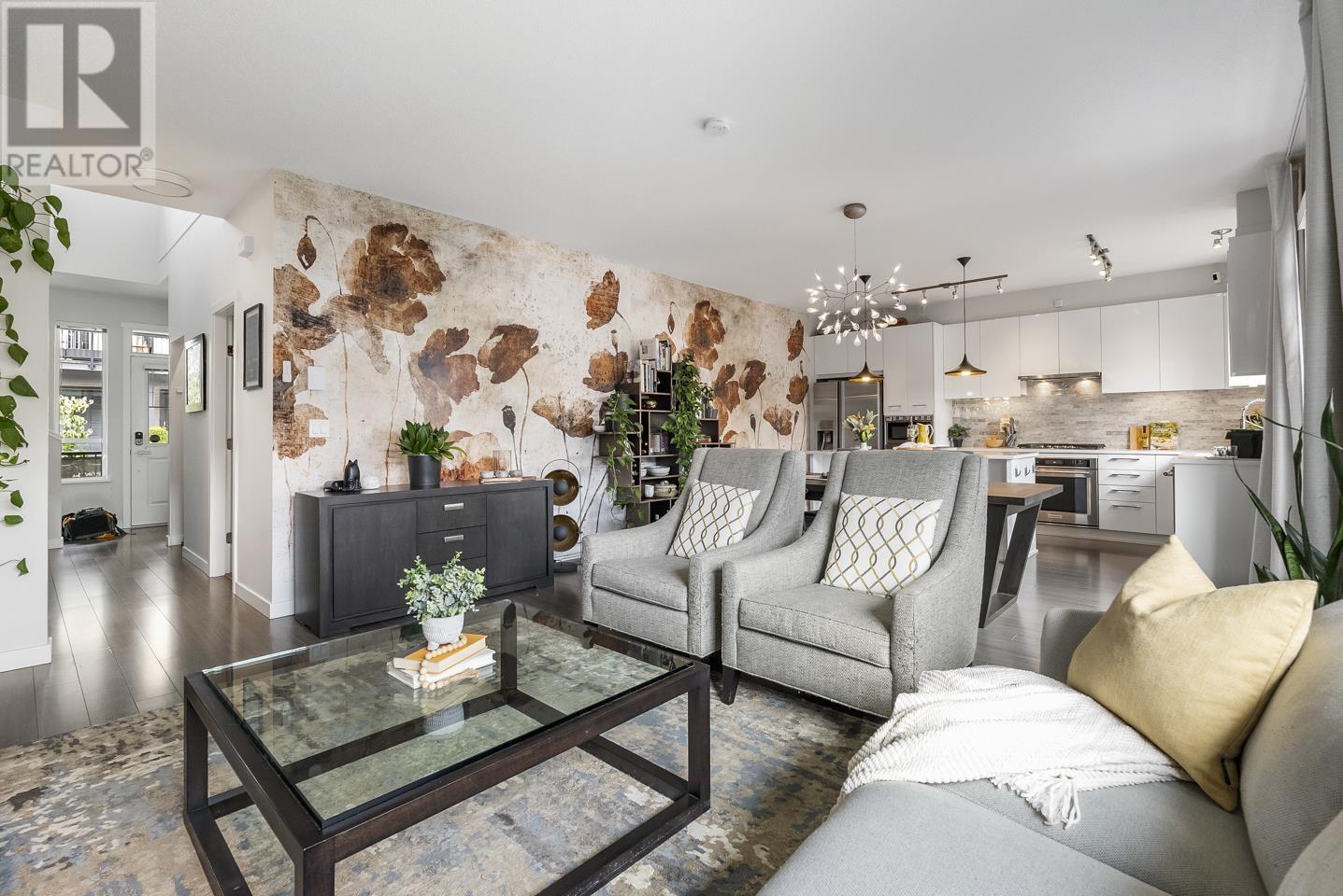 Photo 5 of 153 3500 Burke Village Promenade, Coquitlam BC