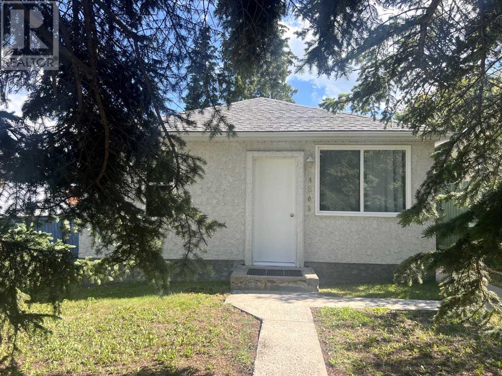 Photo 2 of 4805 17 Avenue, Edson AB