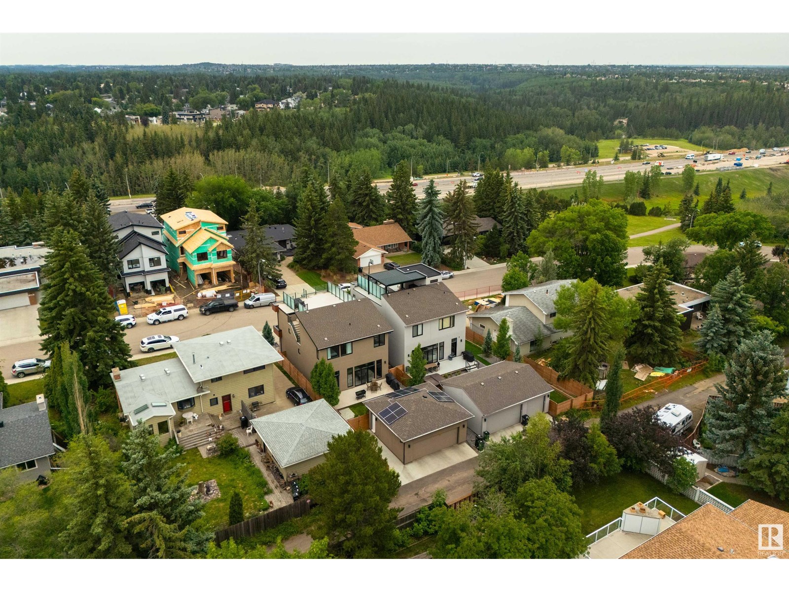 Photo 56 of 12444 Lansdowne Dr Nw, Edmonton AB