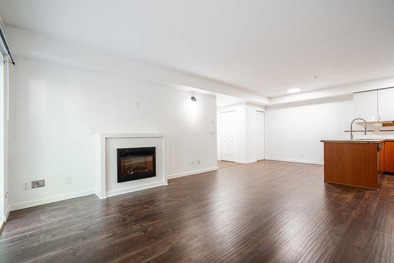 Photo 8 of 68 13239 Old Yale Road, Surrey BC