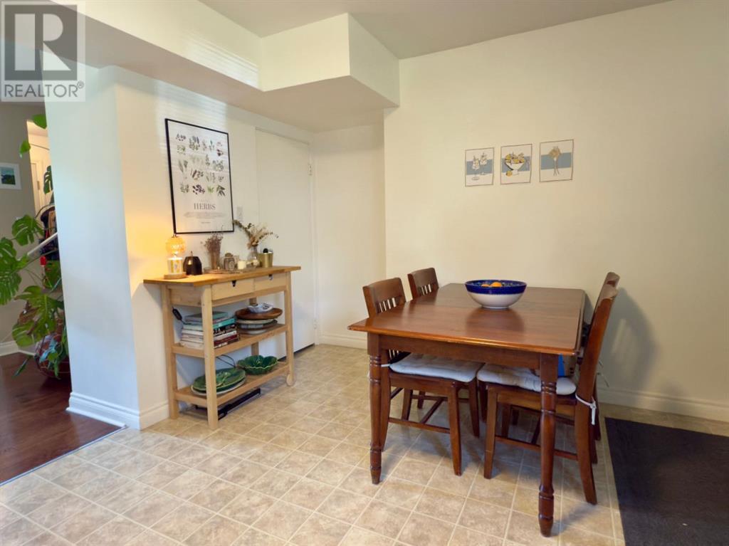 Single Family House for Sale in  Regal Park NE Renfrew Calgary 