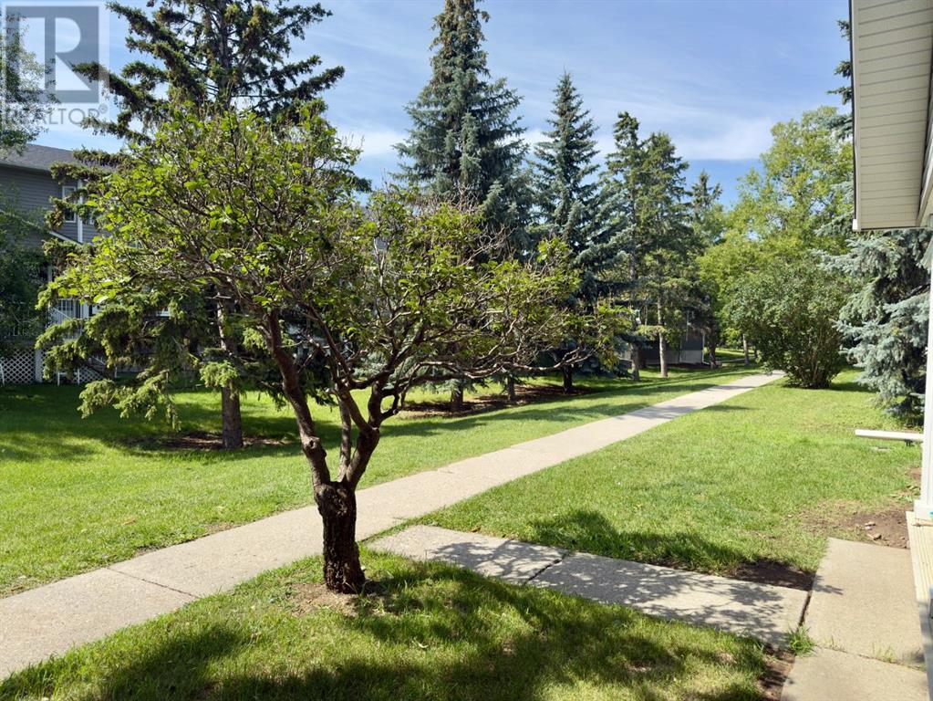 Single Family House for Sale in  Regal Park NE Renfrew Calgary 