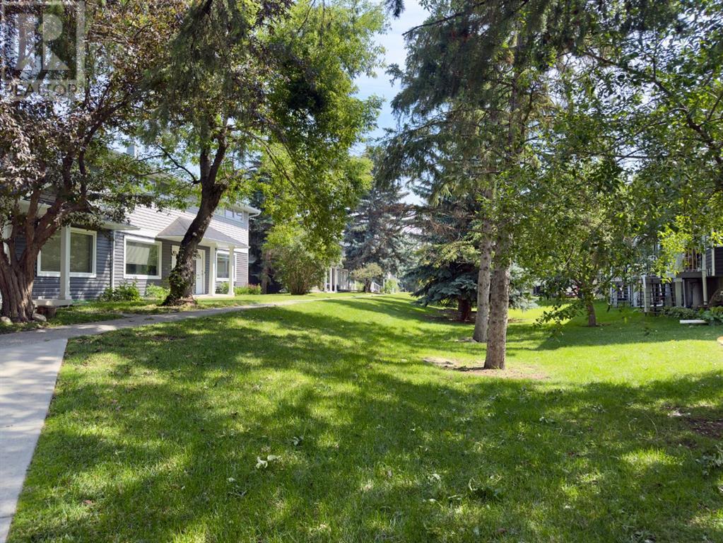 Single Family House for Sale in  Regal Park NE Renfrew Calgary 