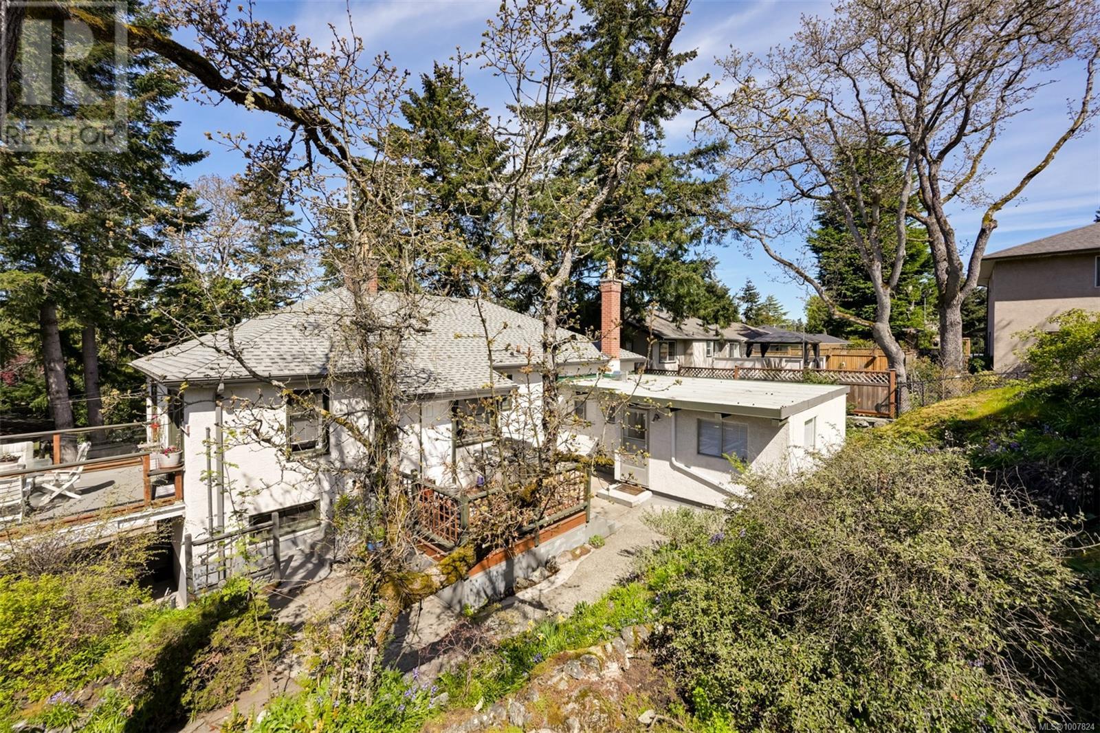 Photo 44 of 1151 Reynolds Rd, Saanich BC