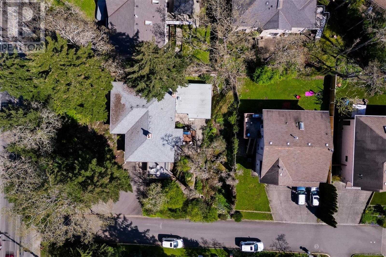 Photo 48 of 1151 Reynolds Rd, Saanich BC