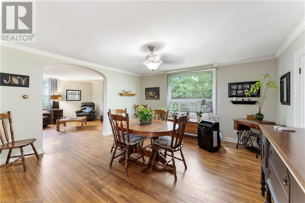 Photo 28 of 5400 North Service Road, Beamsville ON