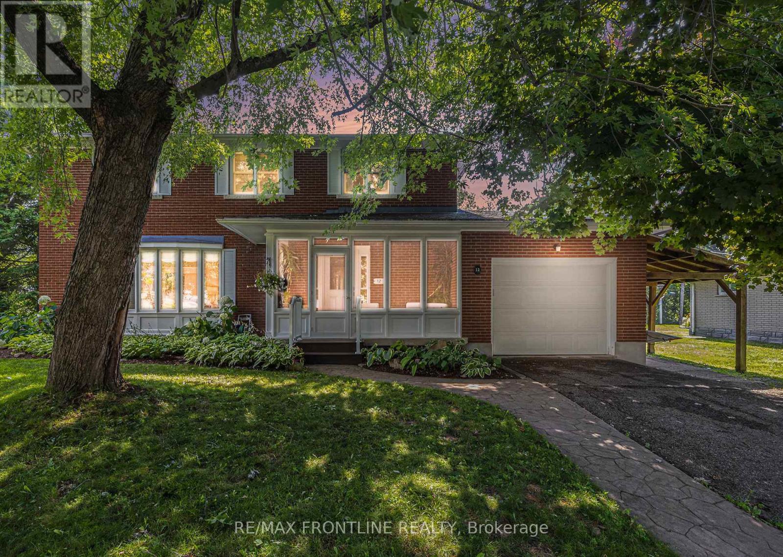 Photo 43 of 12 Glenview Crescent, Perth ON