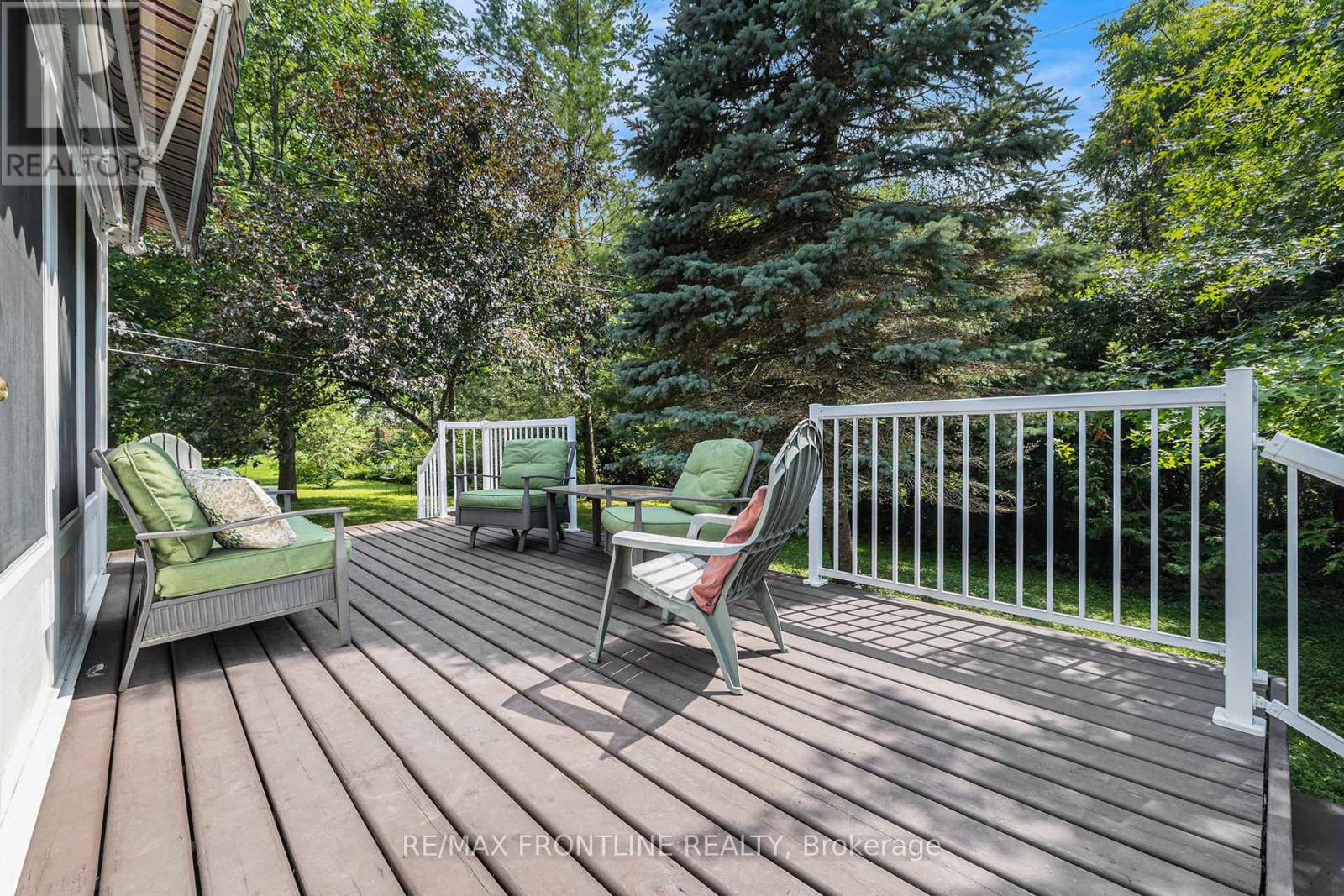 Photo 49 of 12 Glenview Crescent, Perth ON