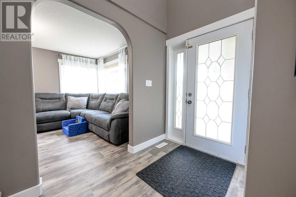 Photo 12 of 9306 Lakeshore Court, Grande Prairie AB