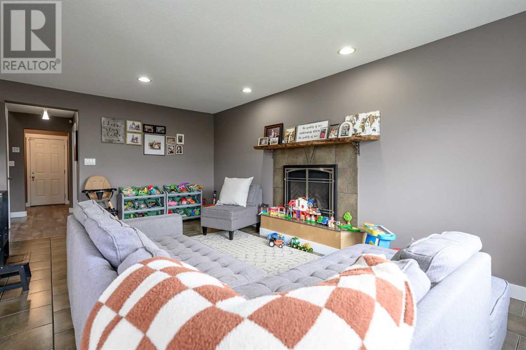 Photo 17 of 9306 Lakeshore Court, Grande Prairie AB
