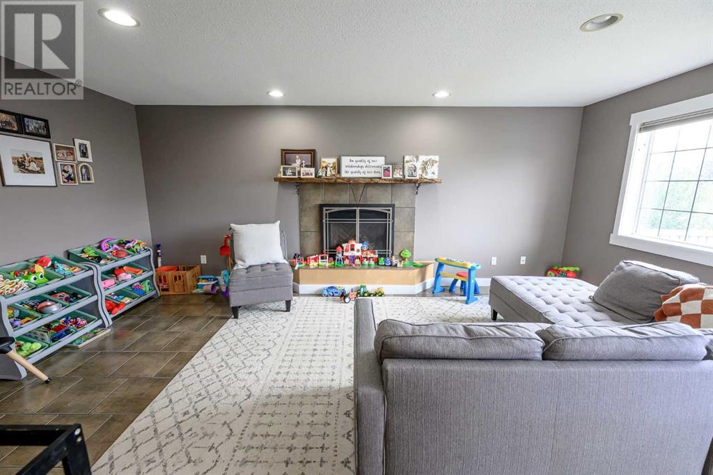 Photo 15 of 9306 Lakeshore Court, Grande Prairie AB