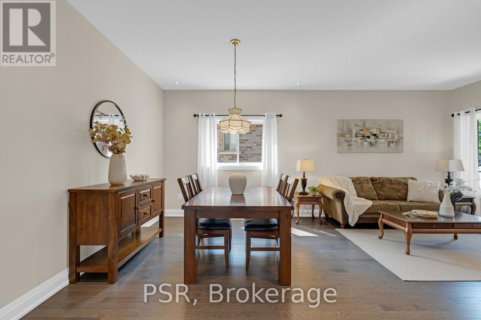 Photo 1 of 16 Hewson Street, Penetanguishene ON