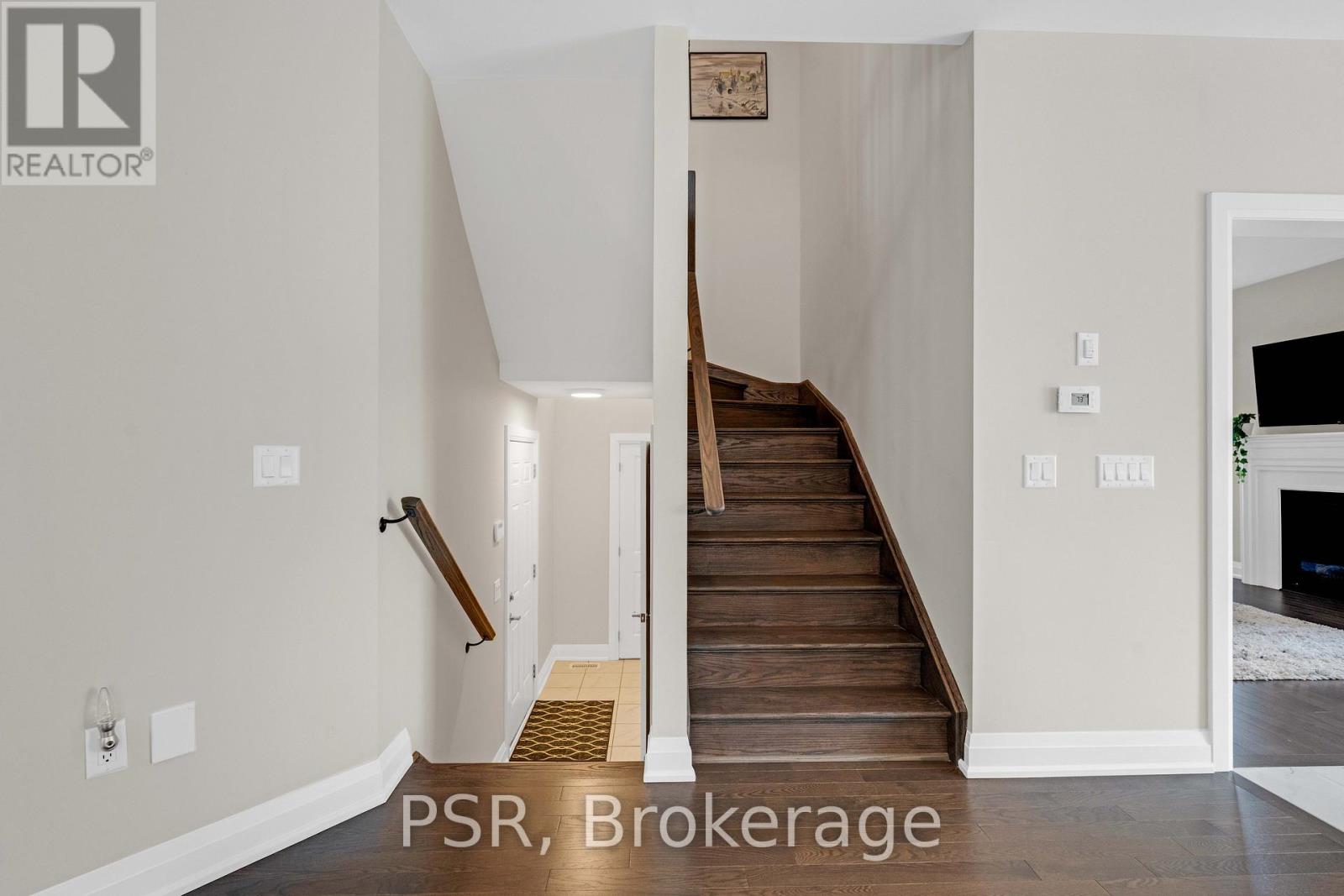 Photo 38 of 16 Hewson Street, Penetanguishene ON