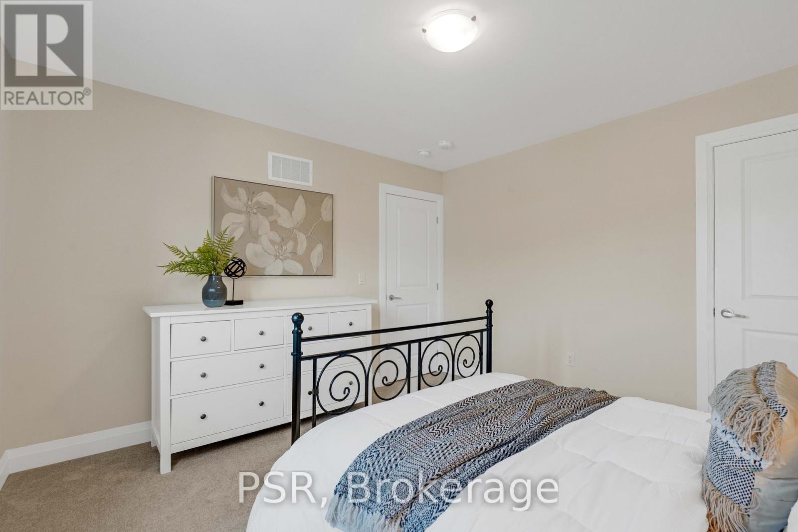 Photo 28 of 16 Hewson Street, Penetanguishene ON