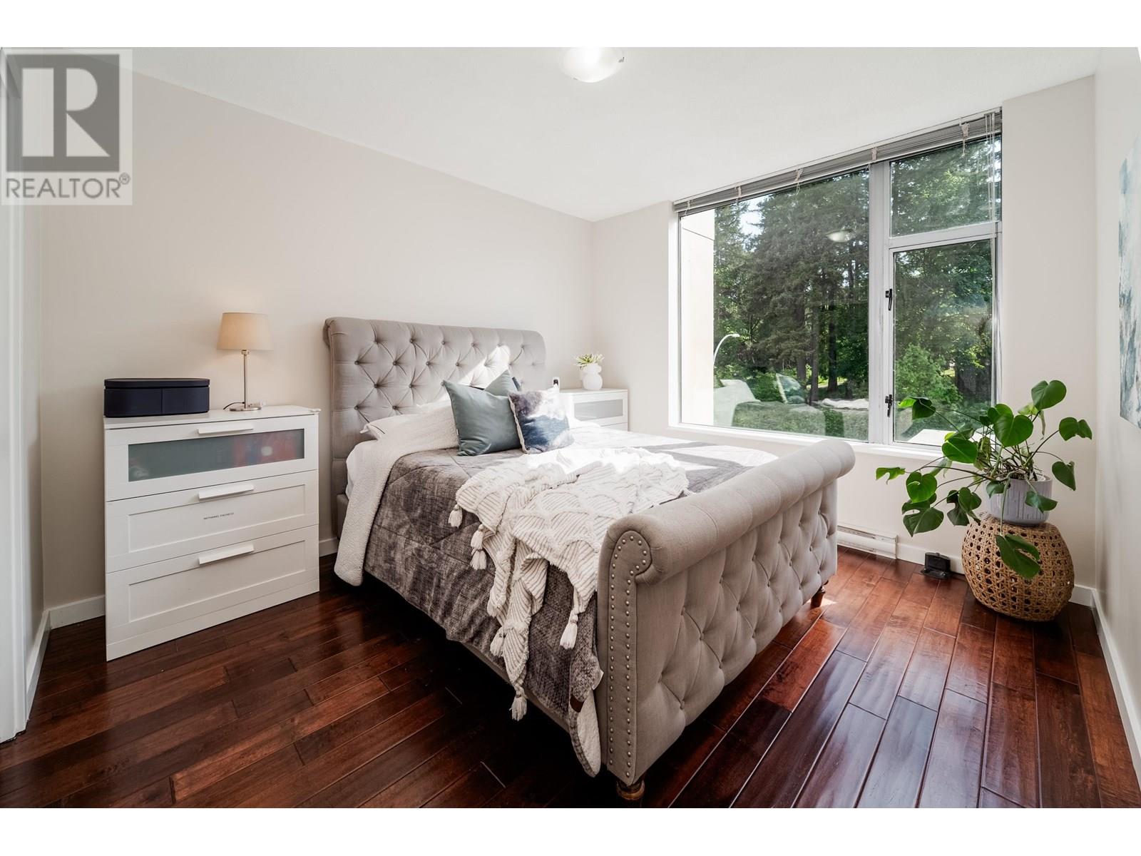 Photo 14 of 608 280 Ross Drive, New Westminster BC